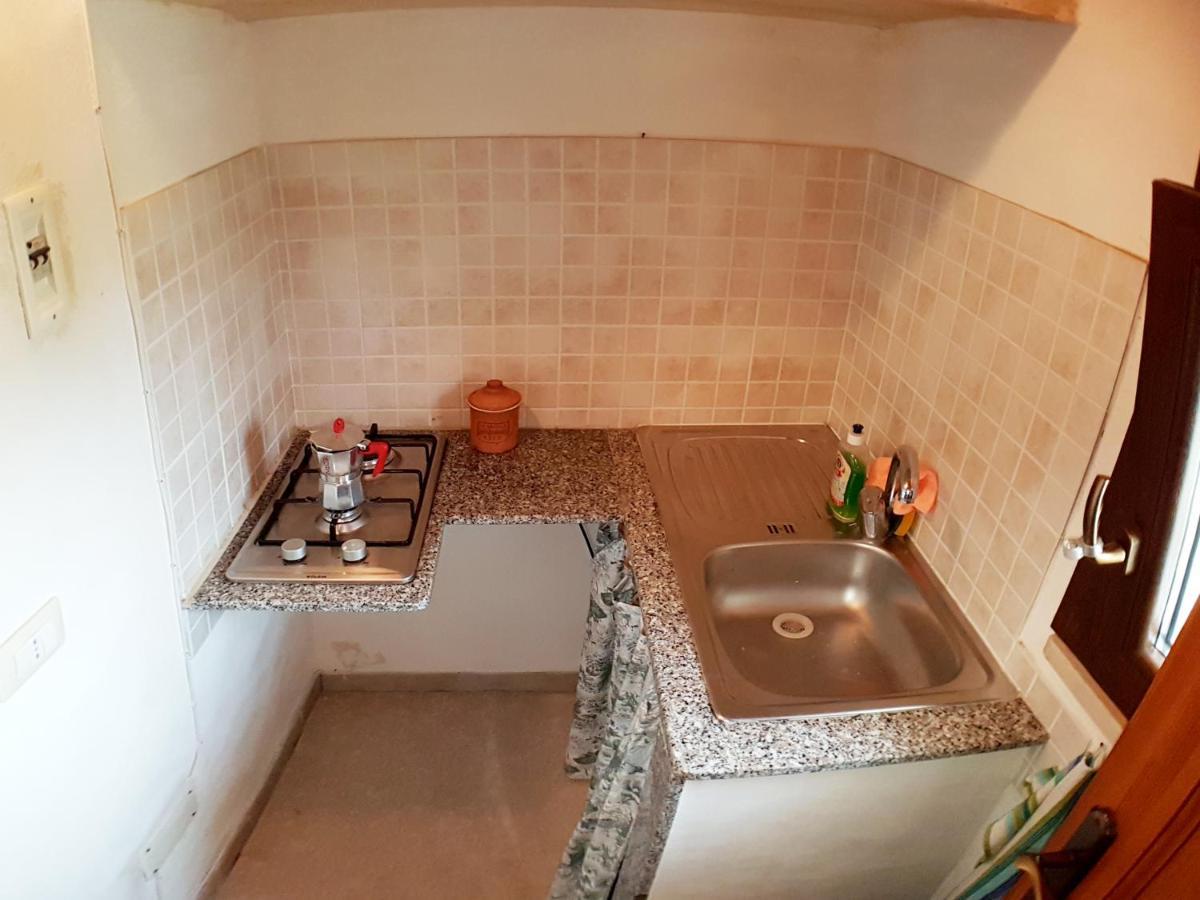 Oikia Vacanze Uggiano La Chiesa Casa Dante Zewnętrze zdjęcie