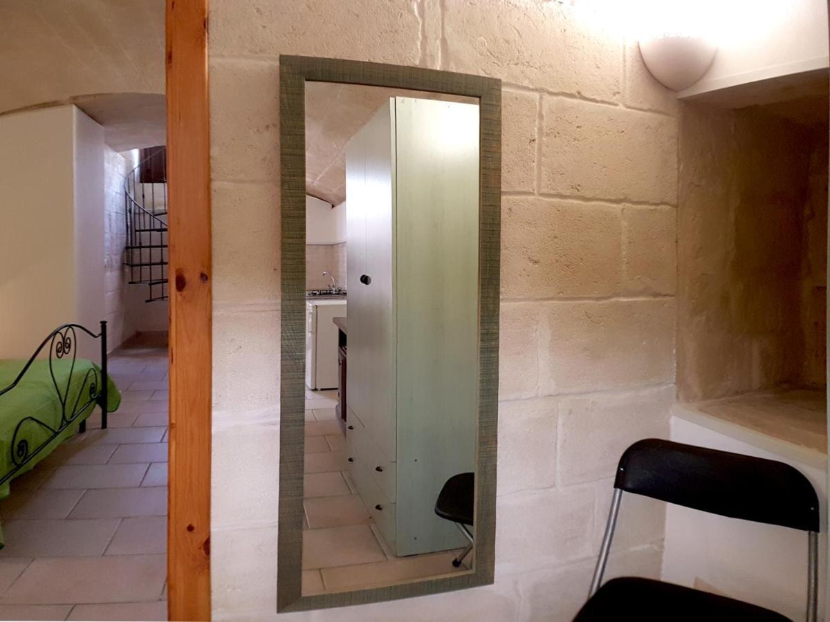 Oikia Vacanze Uggiano La Chiesa Casa Dante Zewnętrze zdjęcie