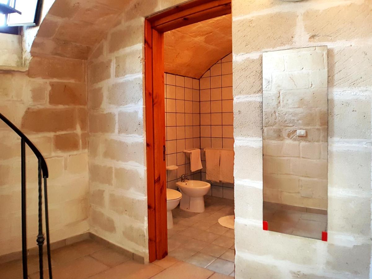 Oikia Vacanze Uggiano La Chiesa Casa Dante Zewnętrze zdjęcie